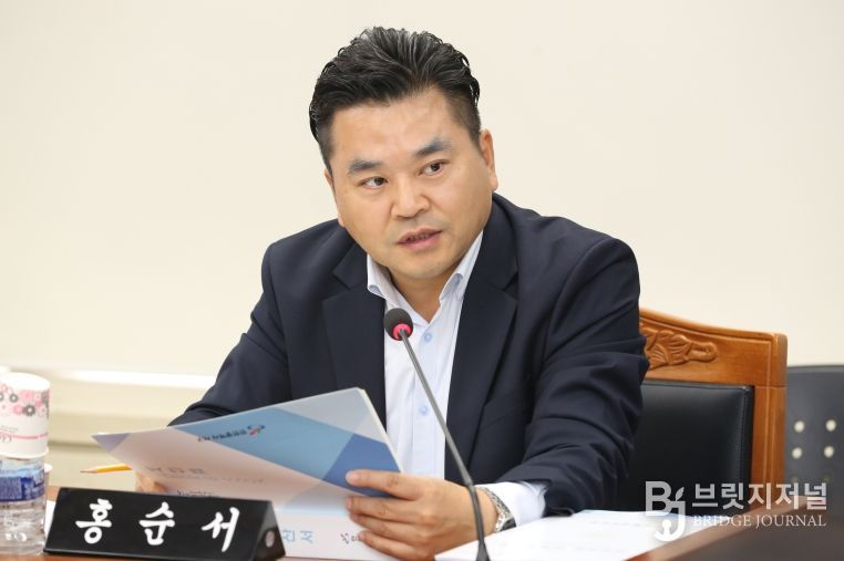 (인천 서구, 인공지능행정 규현 조례안 제정)_한승일 의원_홍순서 의원