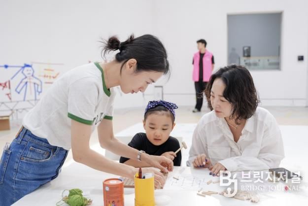 서울시립미술아카이브 ‘여기저기 키즈카페’ 운영 모습