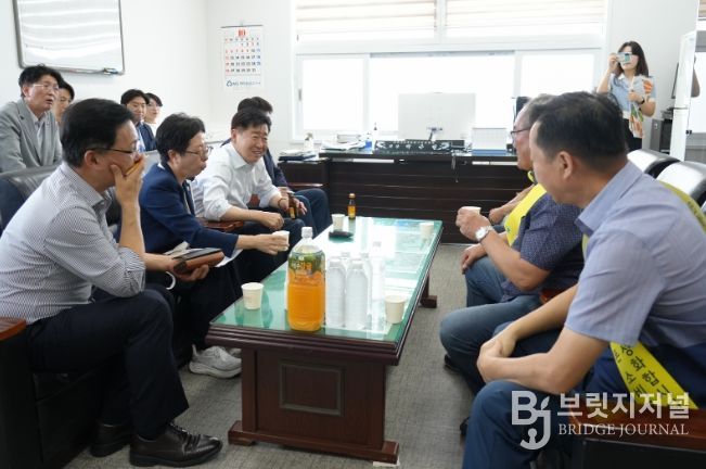 제주도, 추석 앞둔 오일장서 민생경제 활력 현장 소통