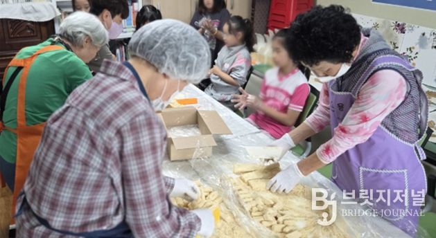 “연수구자원봉사센터 단체물품지원사업, 추석맞이 전통문화 체험 성료”