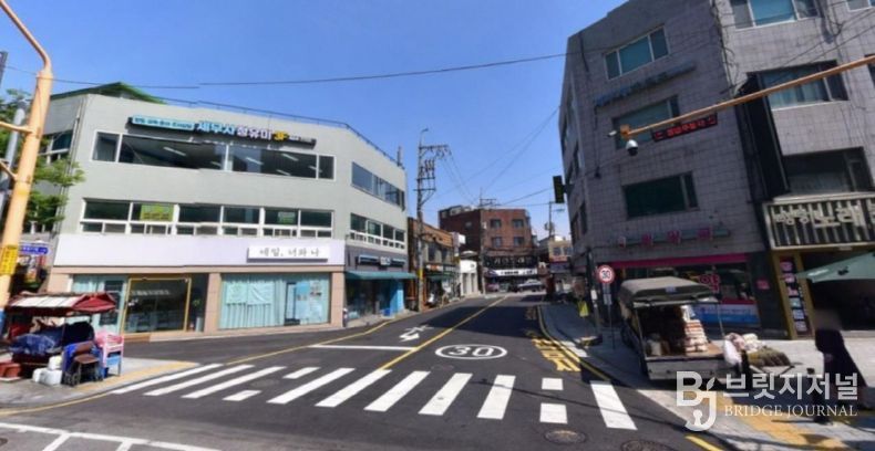 서울 성동구 광나루로11길(송정동) 일대 전경. / 송정벚꽃골목형상점가 제공