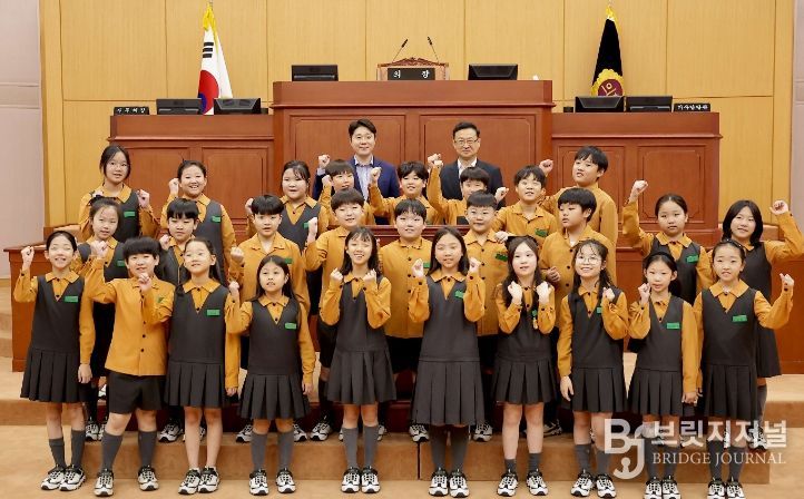 성모초 학생들, 대전시의회에서 사회 문제 열띤 토론