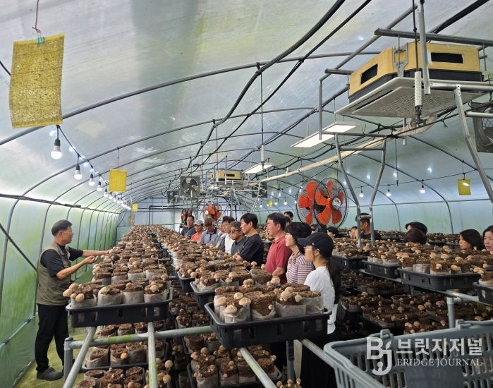 금산군 귀농교육센터 입교자 대상 영농기초 및 지역탐색 교육 모습