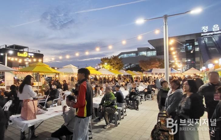 정읍역 광장 ‘북적’…‘똑똑한 달빛장터·슈퍼푸드 페스티벌’ 3·4회차 성료