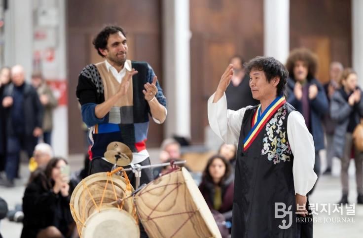 장구와 북으로 잇는 전통과 세계…서인석 명인, 무형유산 공개행사 성료