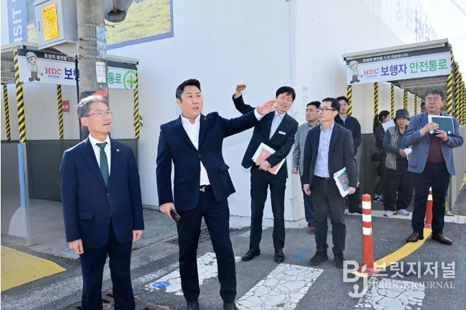 김종섭 부의장, 남외중학교 통학로 도보 점검