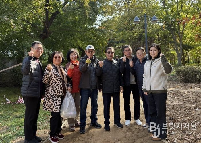 수원시 장안구, 만석공원 맨발걷기 길 주민과 함께 완성하다