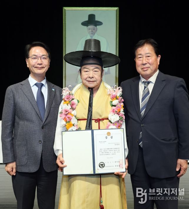 ‘제35회 동리대상 시상식’ 김청만 명인(판소리 고법) 수상
