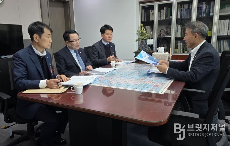 정헌율 익산시장_핵심 사업 예산 설득 총력전(윤준병 민주당 전북도당위원장 면담)