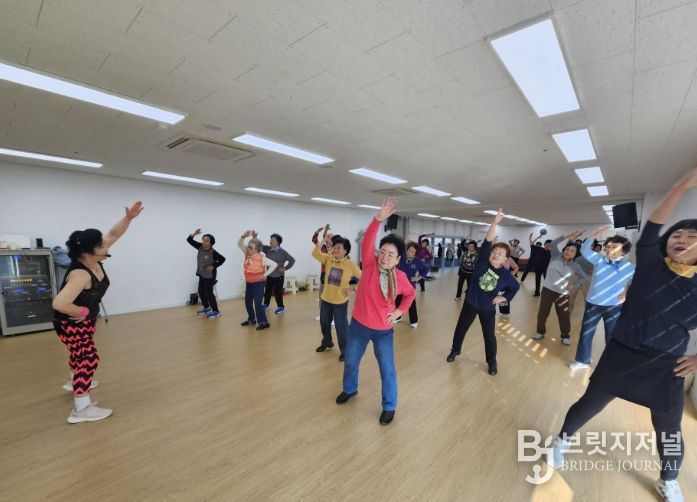 지역 어르신을 위한 맞춤형 평생교육 ‘은빛사랑영월학교’ 종강