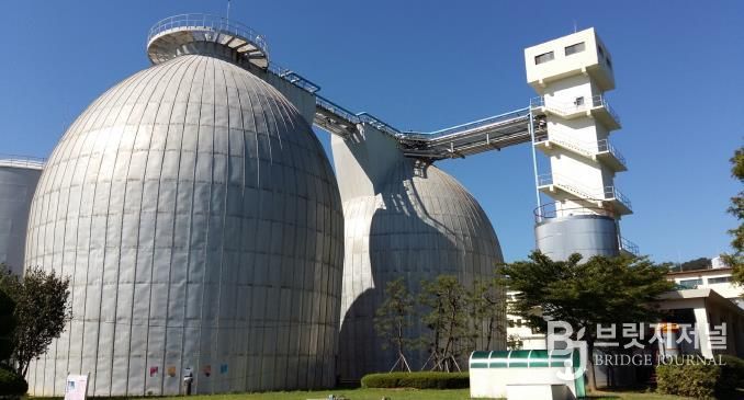 덕동물재생센터 소화조전경