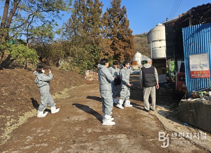 금산군 가축분뇨배출시설 점검 모습