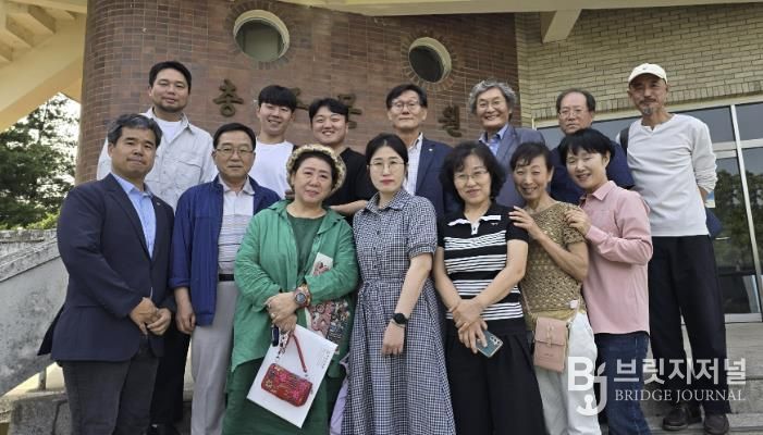 제1기 충주학연구소 구술조사원과 구술조사 연구진 사진