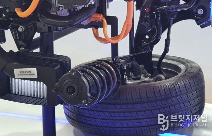 (주)니즈픽스(개발_자동차 방진부품 인슐레이터 브라켓 체결 기술)