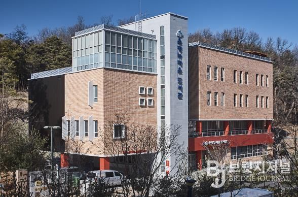 구립 은평뉴타운도서관 전경