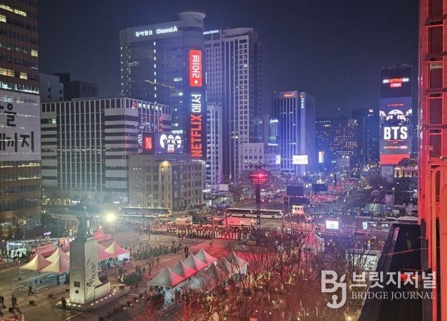 21일 광화문스퀘어 모습