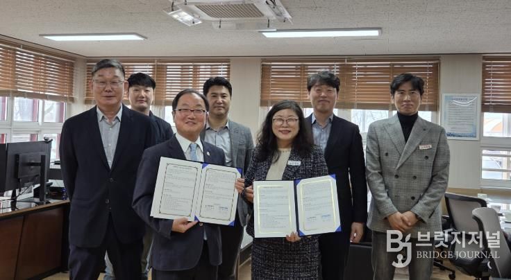 김해시 장유스포츠센터, 장애학생 수영교실 운영 업무협약 체결